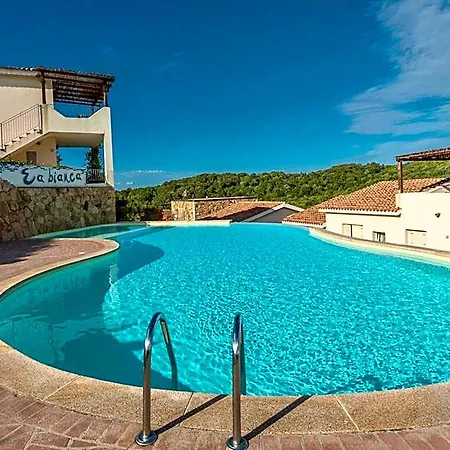 Isa-residence Ea Bianca 3* 阿尔扎凯纳