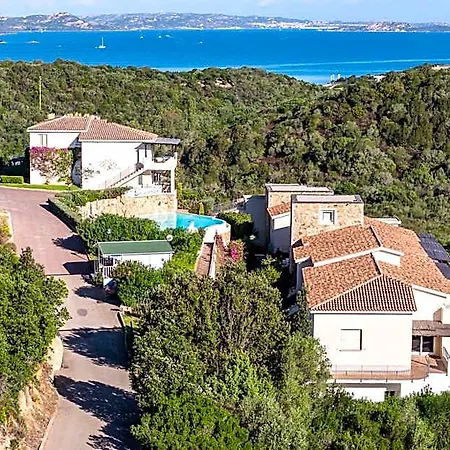 Isa-residence Ea Bianca Aparthotel 3*