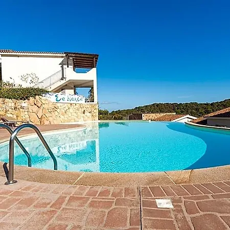 Hotel Isa-residence Ea Bianca 3*